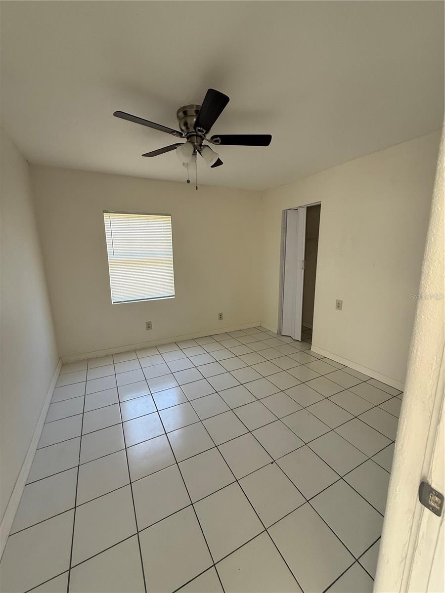 Image 8 of 19 For 4737 56th Avenue N