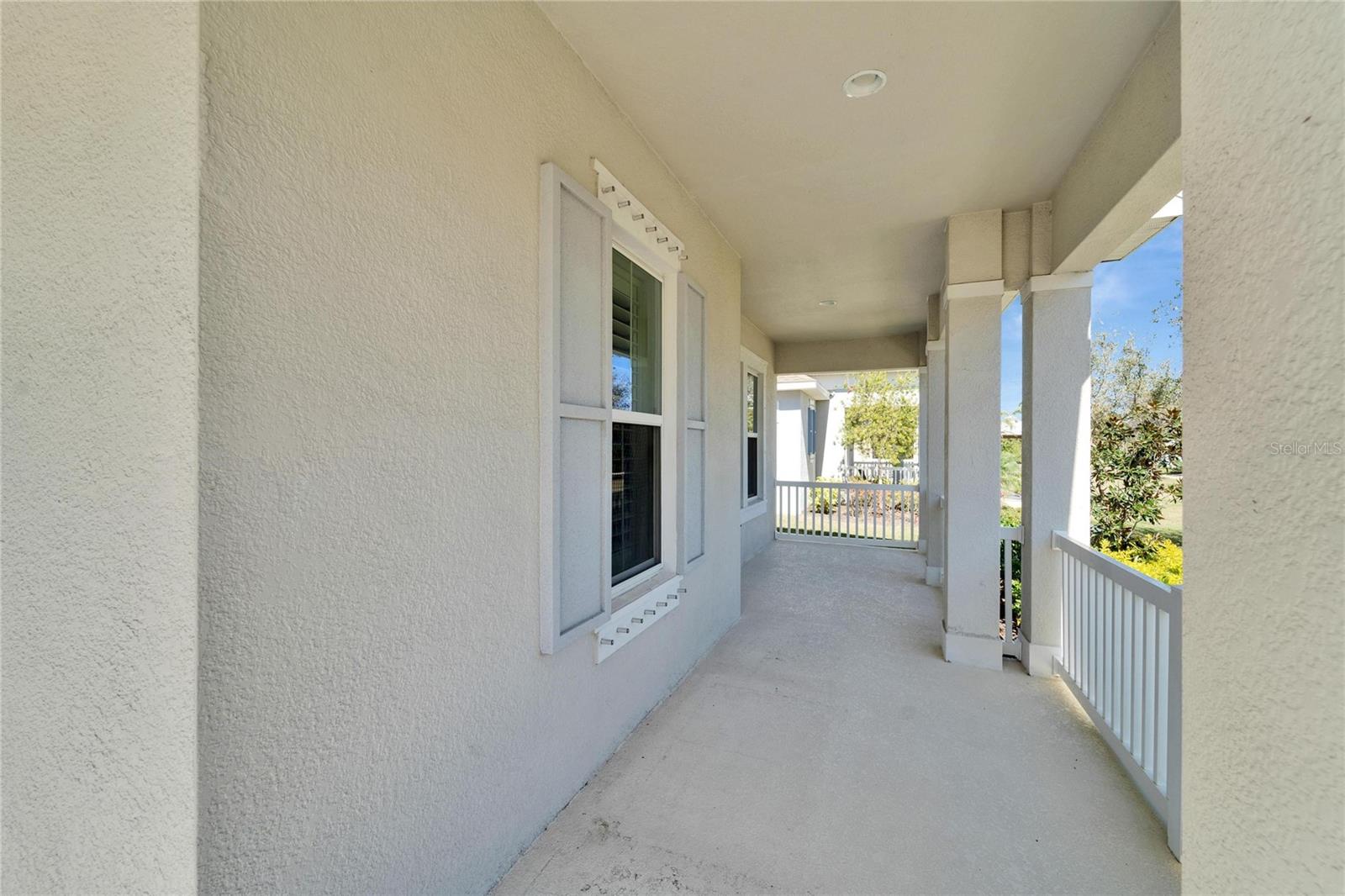 Image 18 of 51 For 729 Winterside Drive