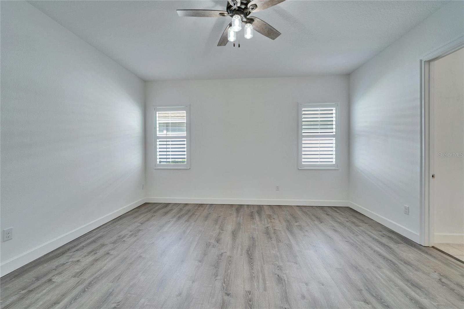 Image 36 of 51 For 729 Winterside Drive