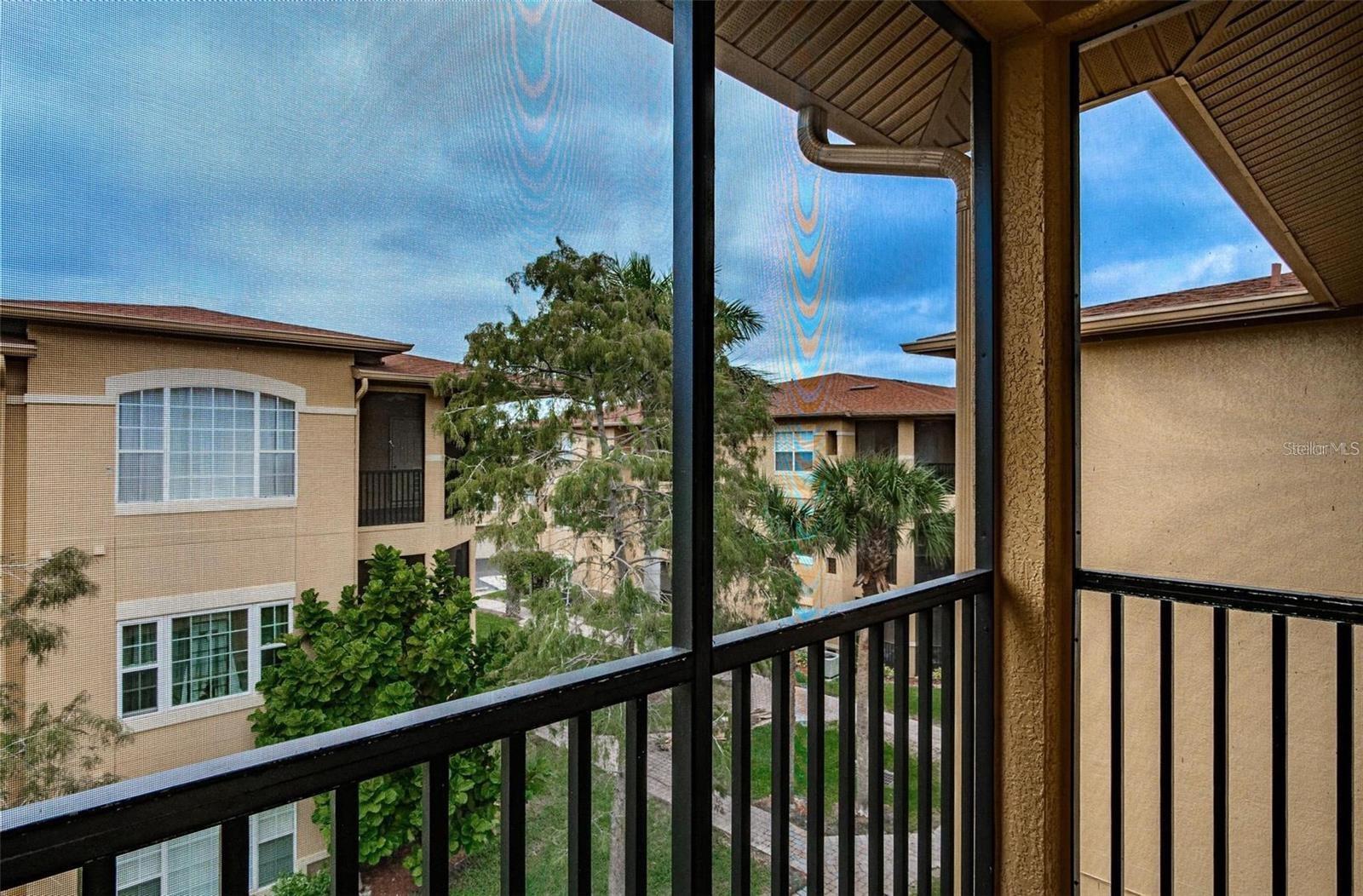 Image 18 of 30 For 4305 Bayside Village Drive 304