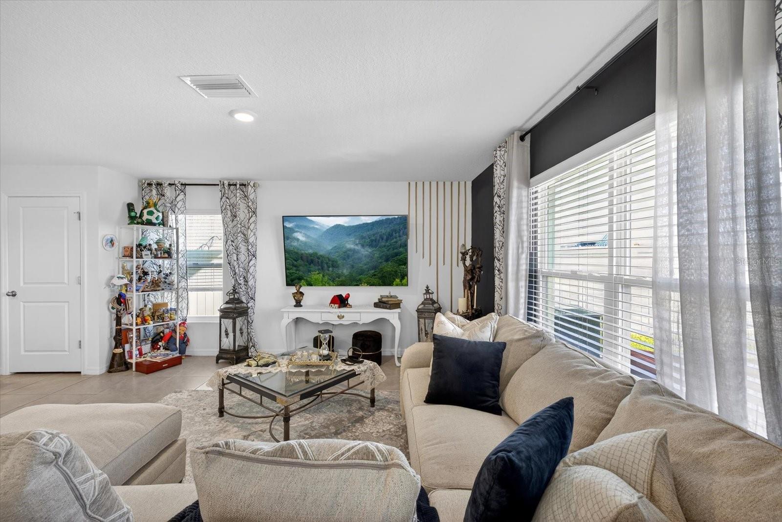 Image 17 of 71 For 35386 Spruce Knob Court