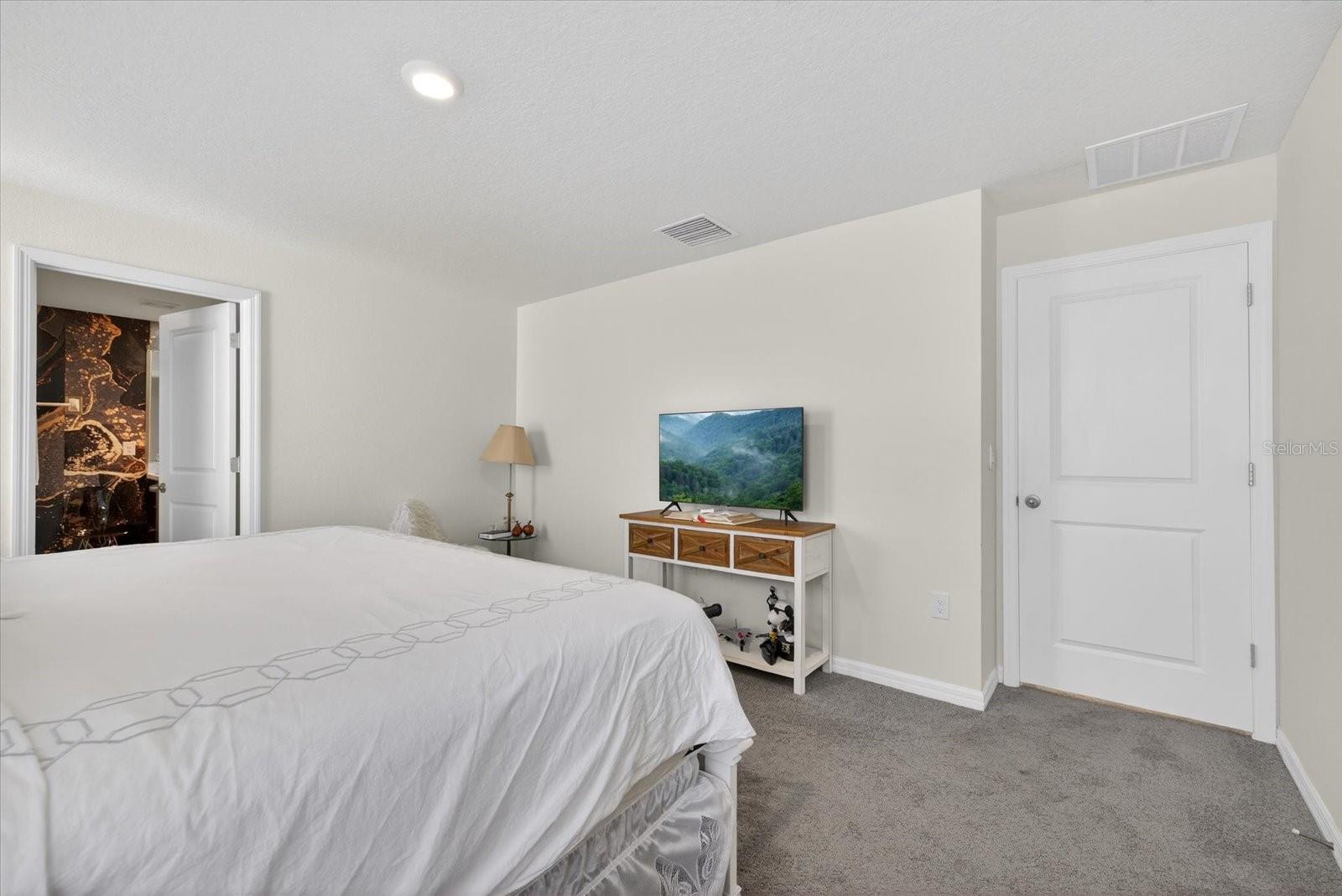 Image 44 of 71 For 35386 Spruce Knob Court