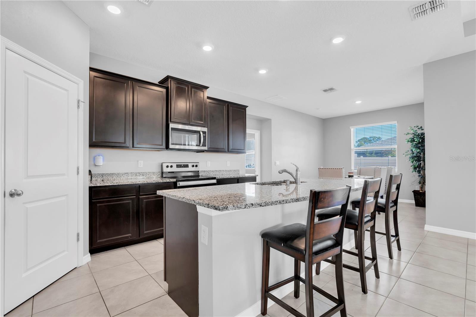 Image 18 of 37 For 528 Ocean Spray Drive