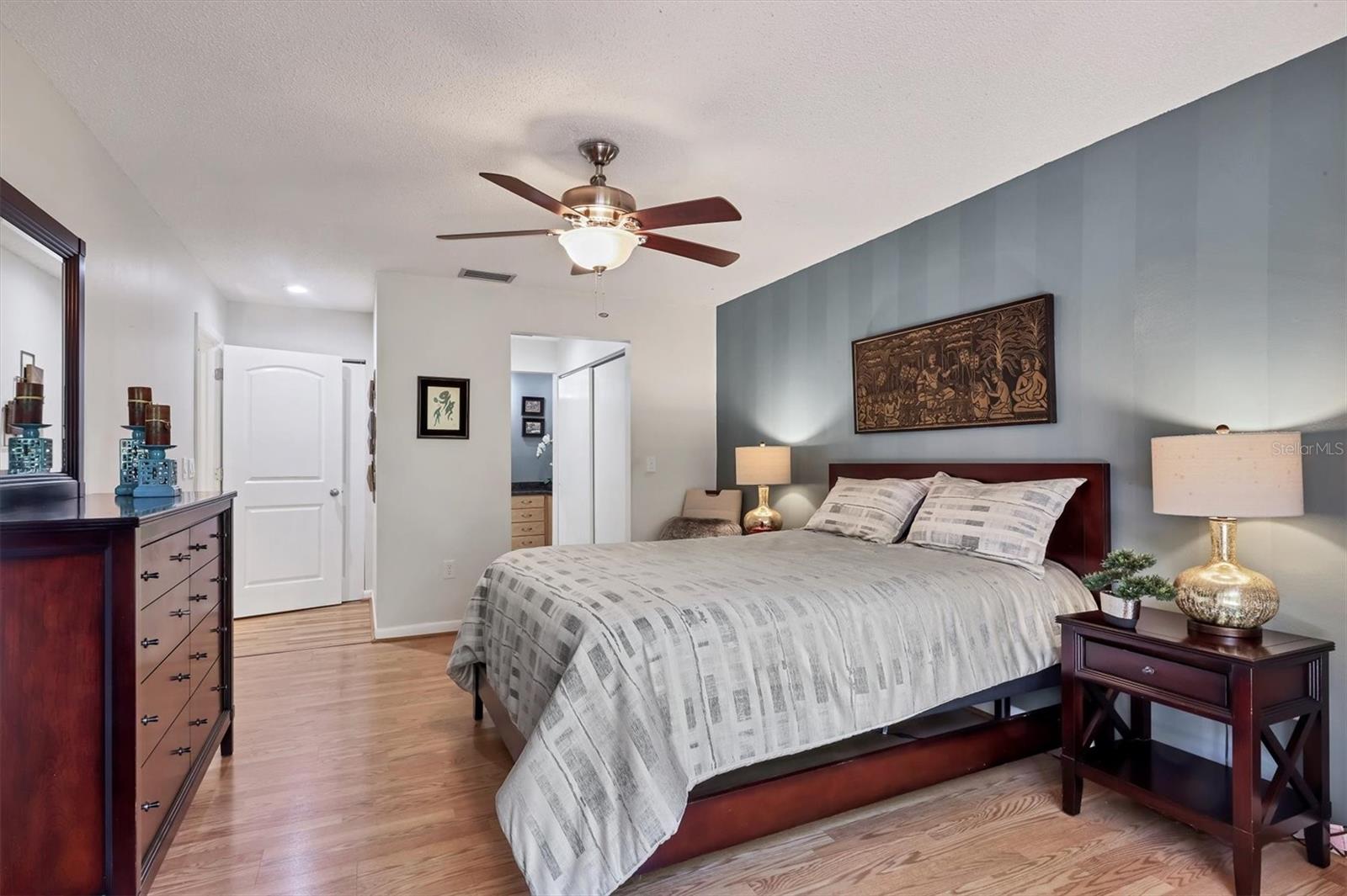 Image 21 of 33 For 4540 Ascot Circle N