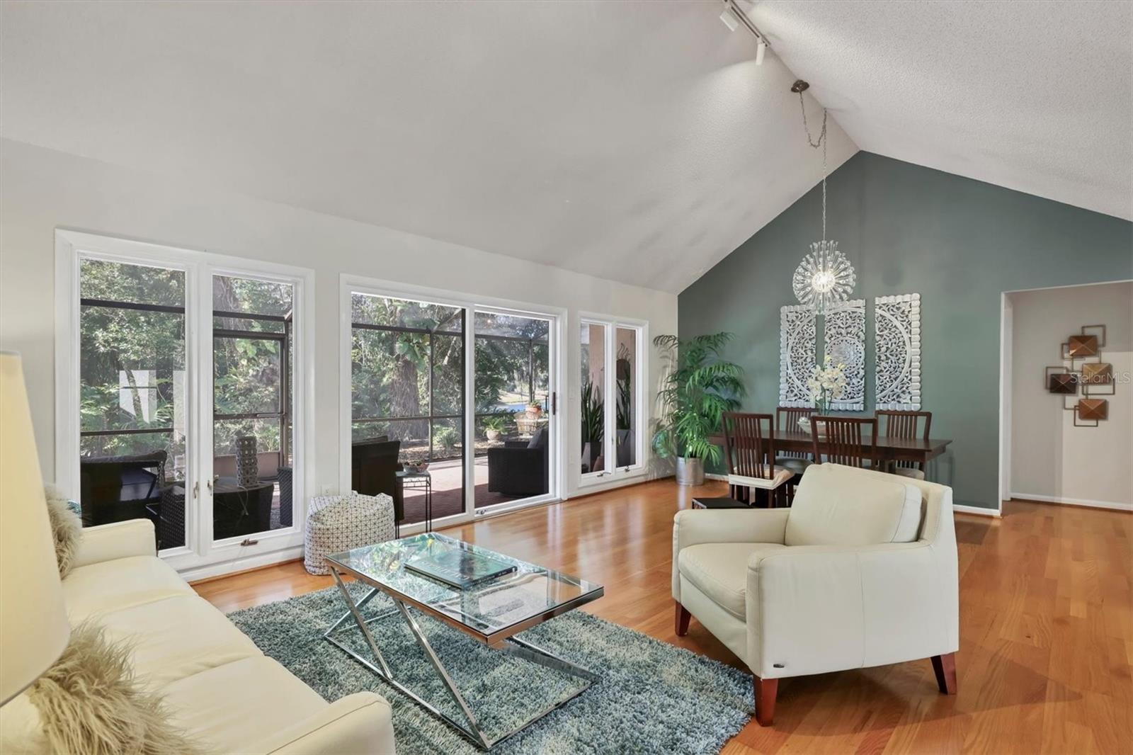 Image 8 of 33 For 4540 Ascot Circle N