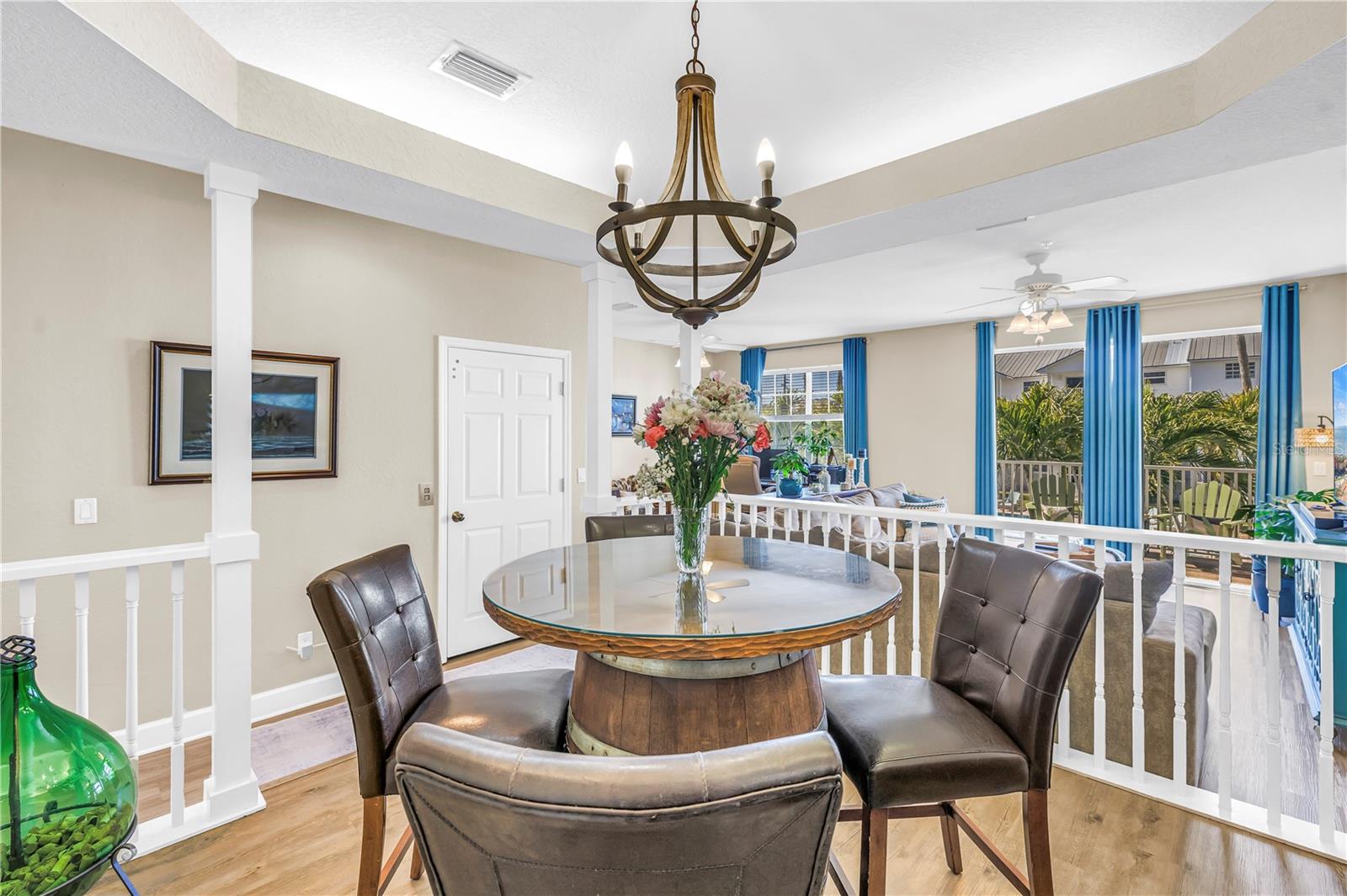 Listing photo id 20 for 103 Bath Club Concourse