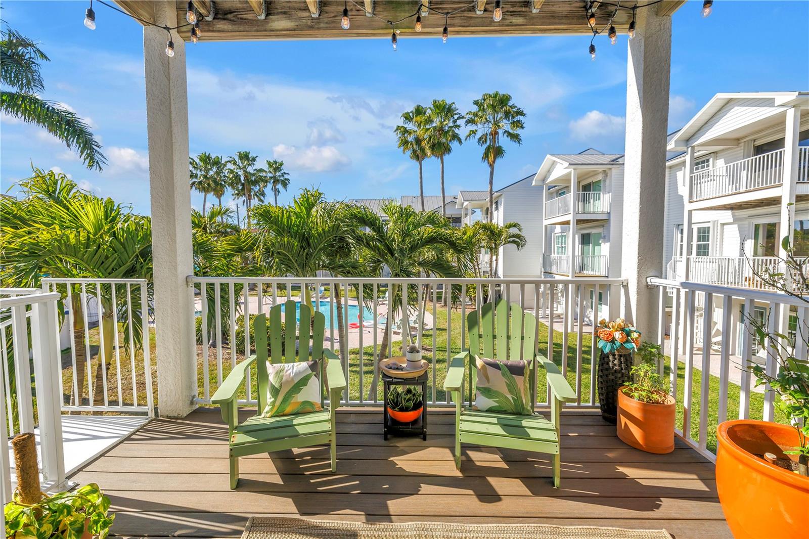 Listing photo id 35 for 103 Bath Club Concourse