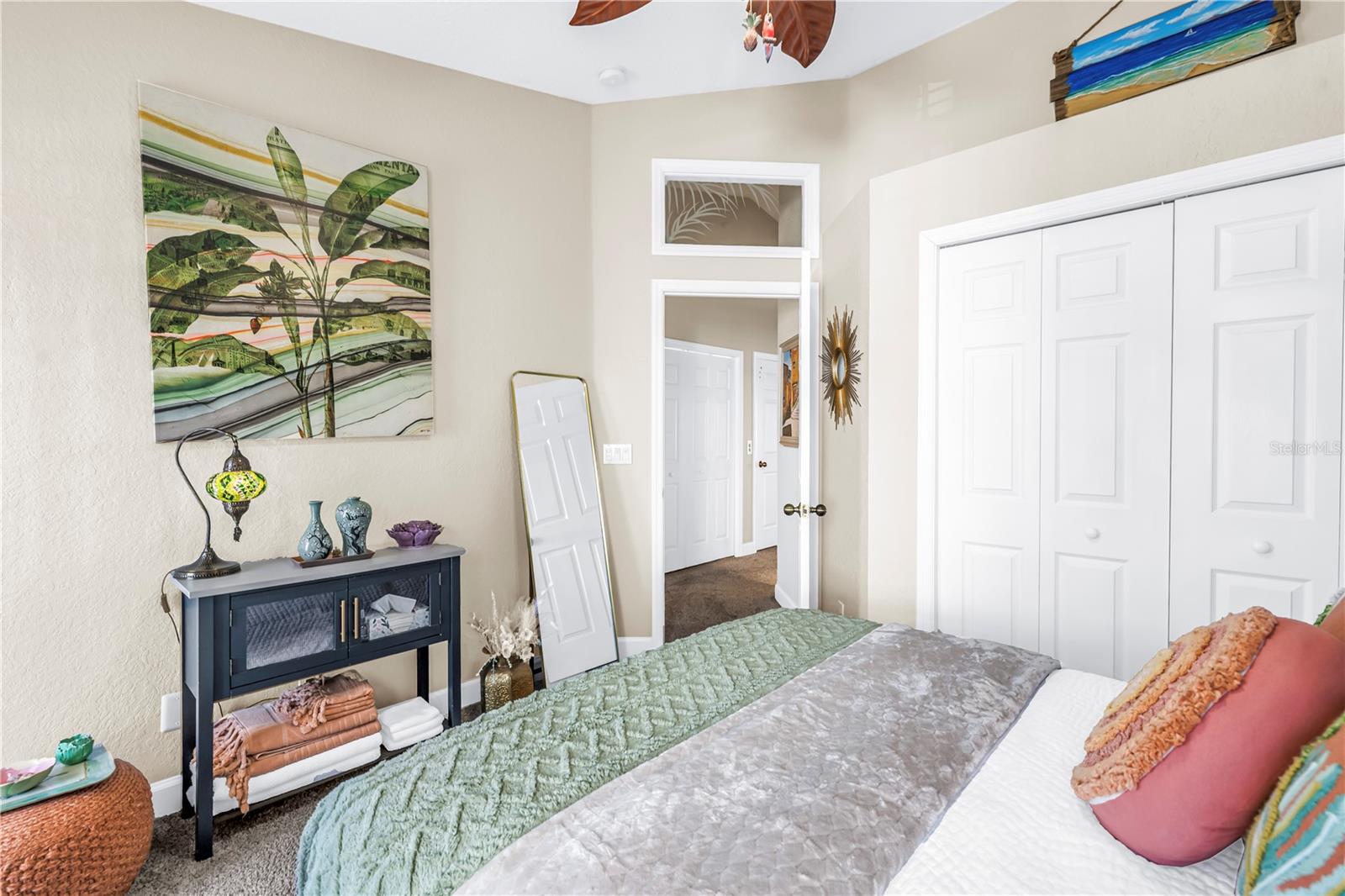 Listing photo id 49 for 103 Bath Club Concourse