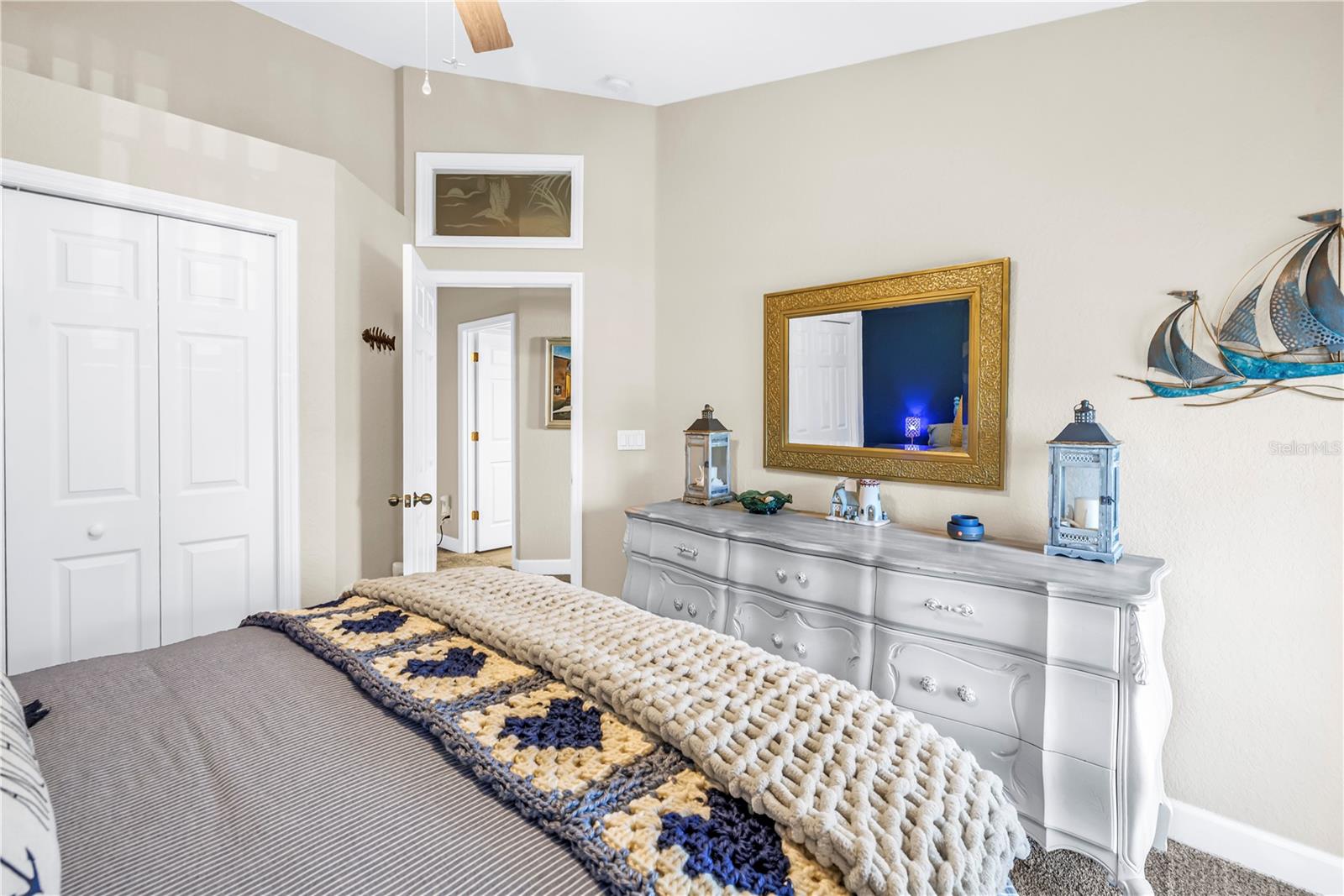 Listing photo id 51 for 103 Bath Club Concourse