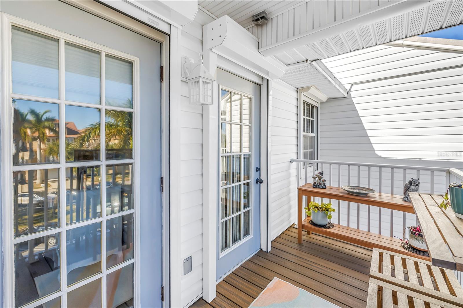 Listing photo id 53 for 103 Bath Club Concourse