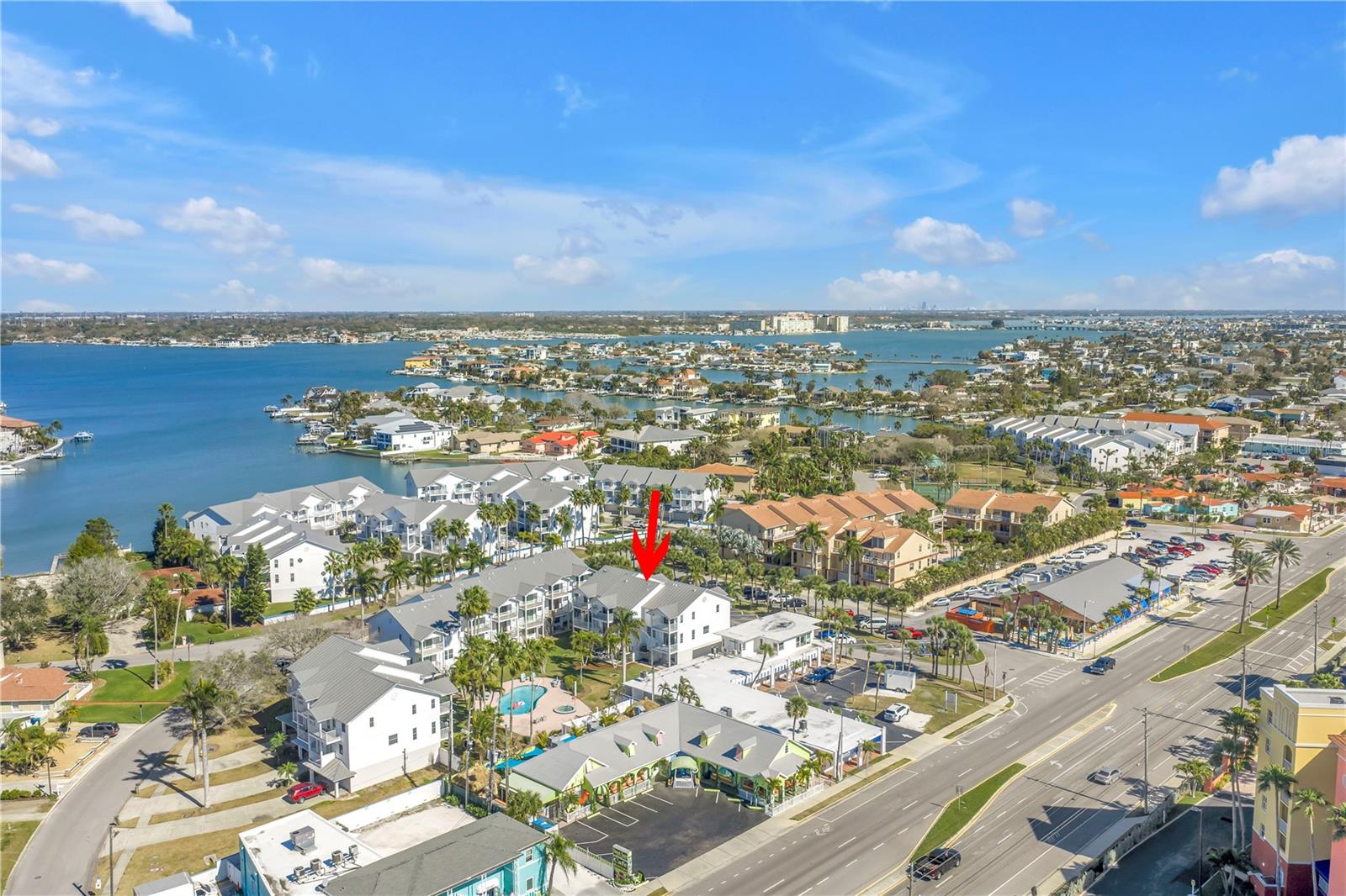 Listing photo id 95 for 103 Bath Club Concourse