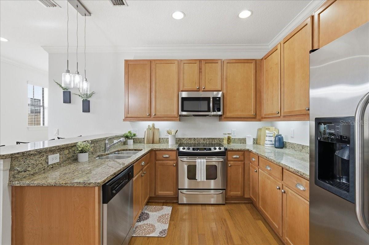 Image 10 of 39 For 113 Packwood Avenue A