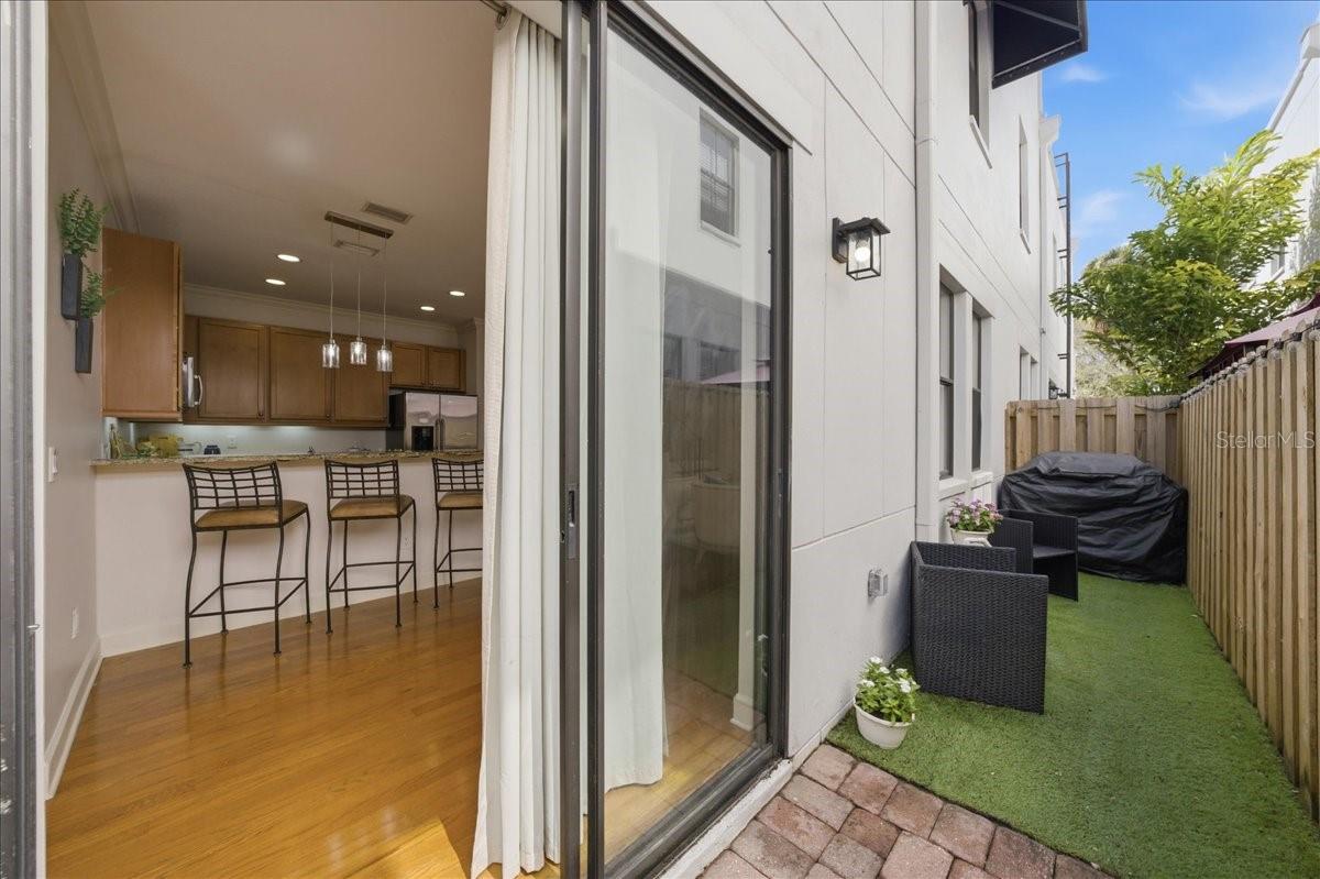 Image 29 of 39 For 113 Packwood Avenue A