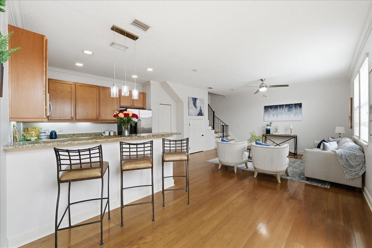 Image 5 of 39 For 113 Packwood Avenue A