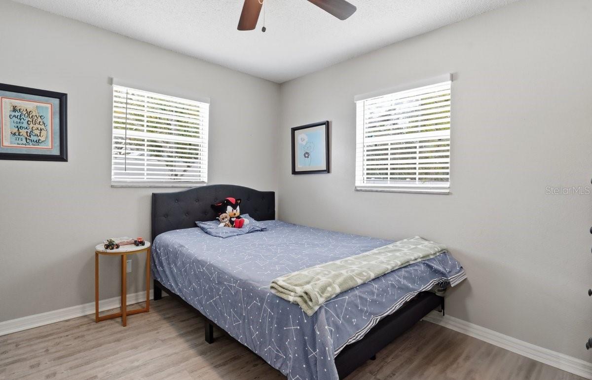 Image 16 of 31 For 4424 Varn Avenue