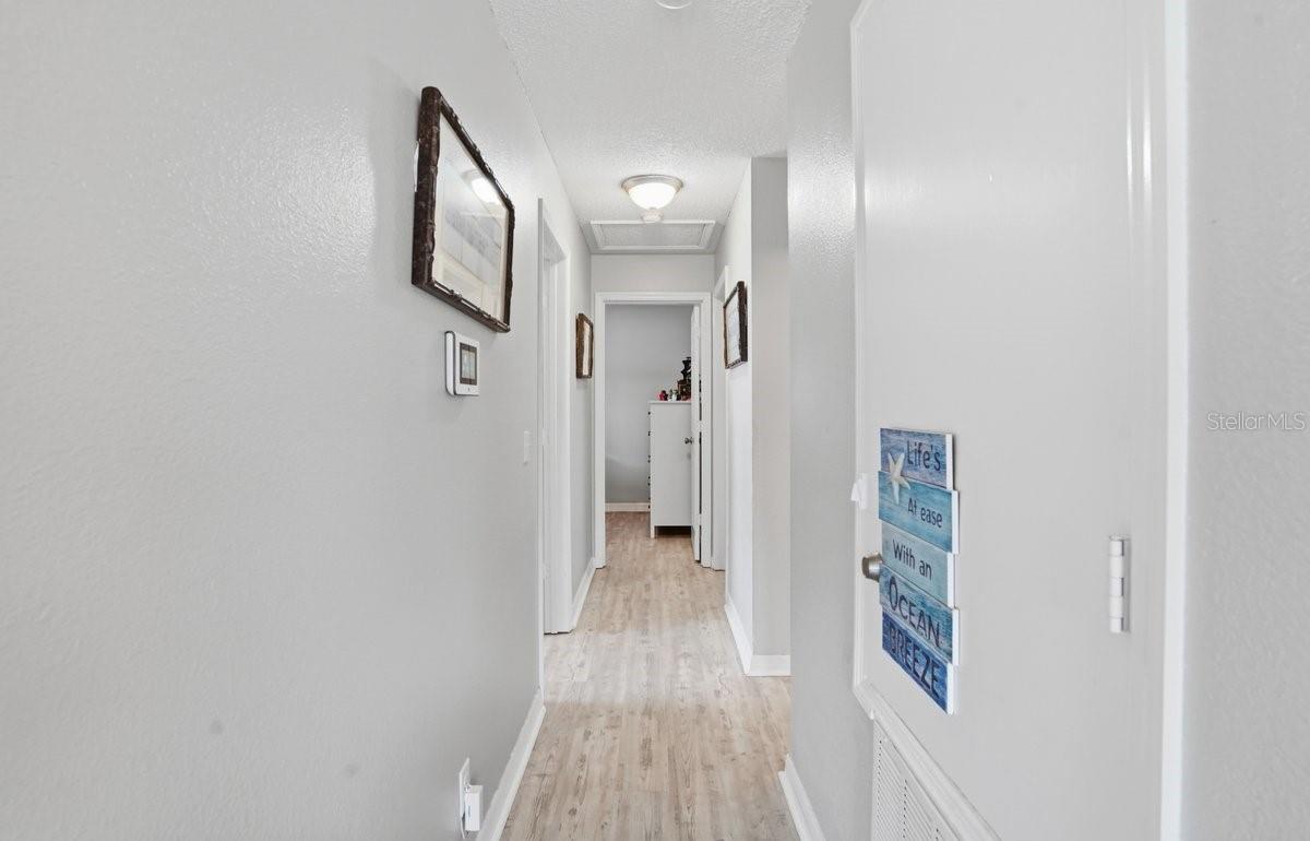 Image 19 of 31 For 4424 Varn Avenue