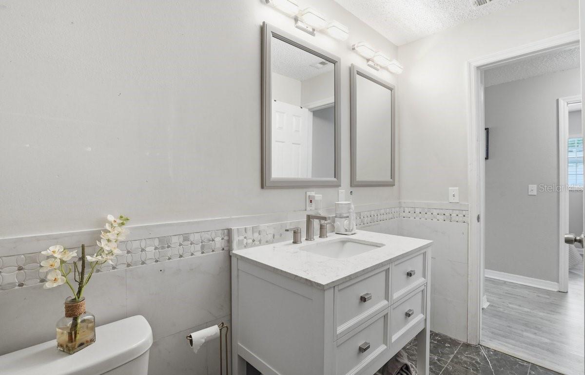 Image 21 of 31 For 4424 Varn Avenue