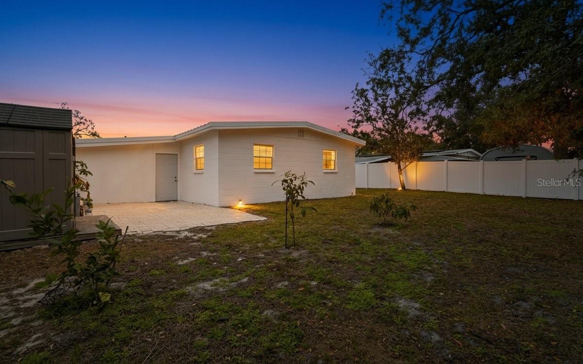 Image 24 of 31 For 4424 Varn Avenue