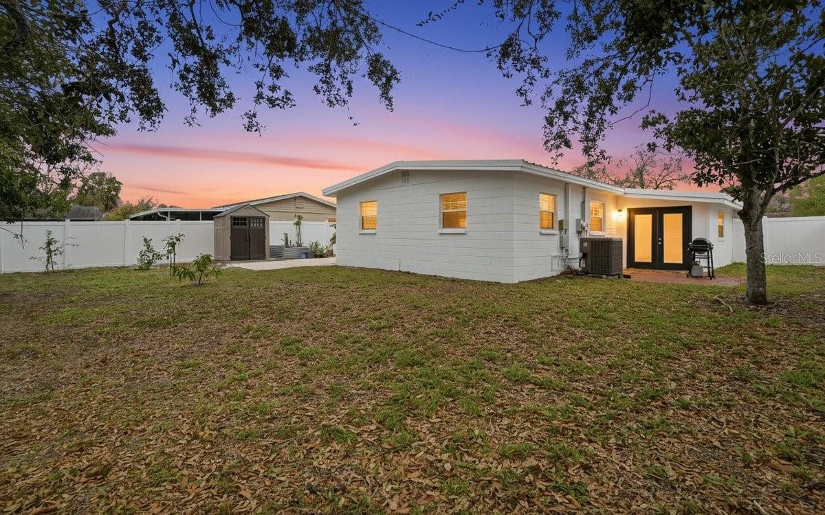 Image 26 of 31 For 4424 Varn Avenue