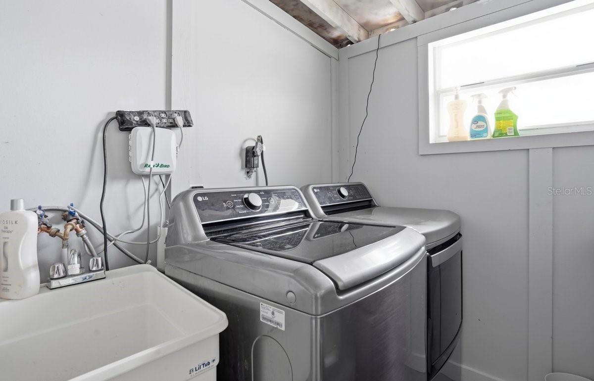 Image 27 of 31 For 4424 Varn Avenue