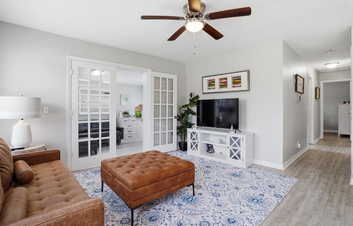 Image 5 of 31 For 4424 Varn Avenue