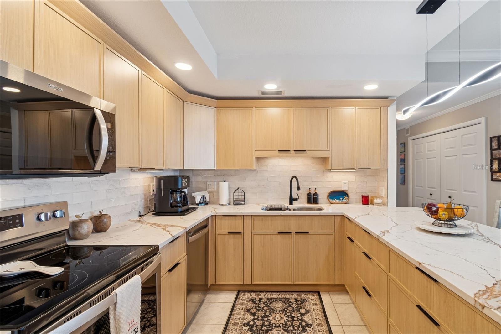 Image 10 of 43 For 4 Belleview Boulevard 701