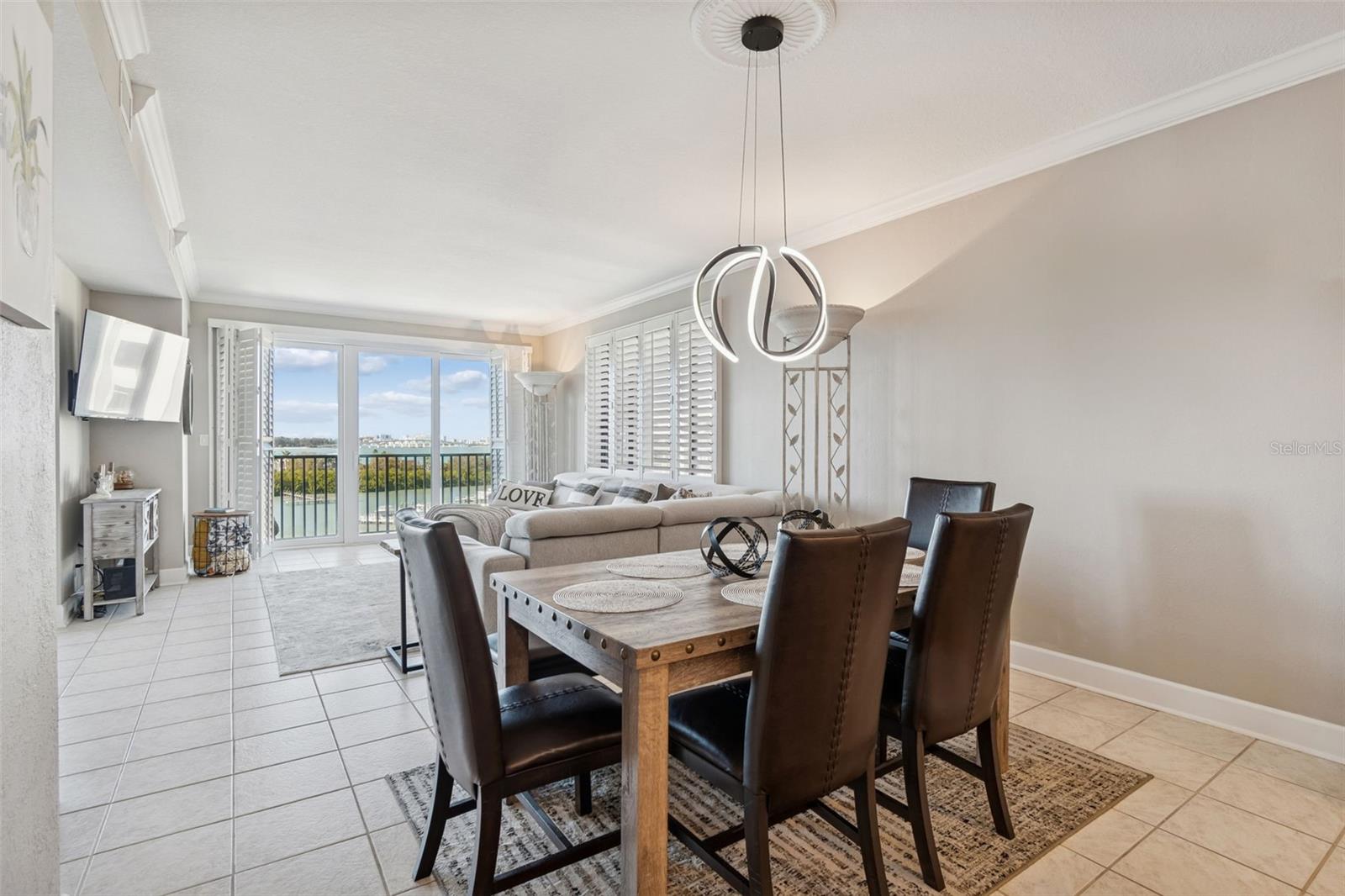 Image 14 of 43 For 4 Belleview Boulevard 701