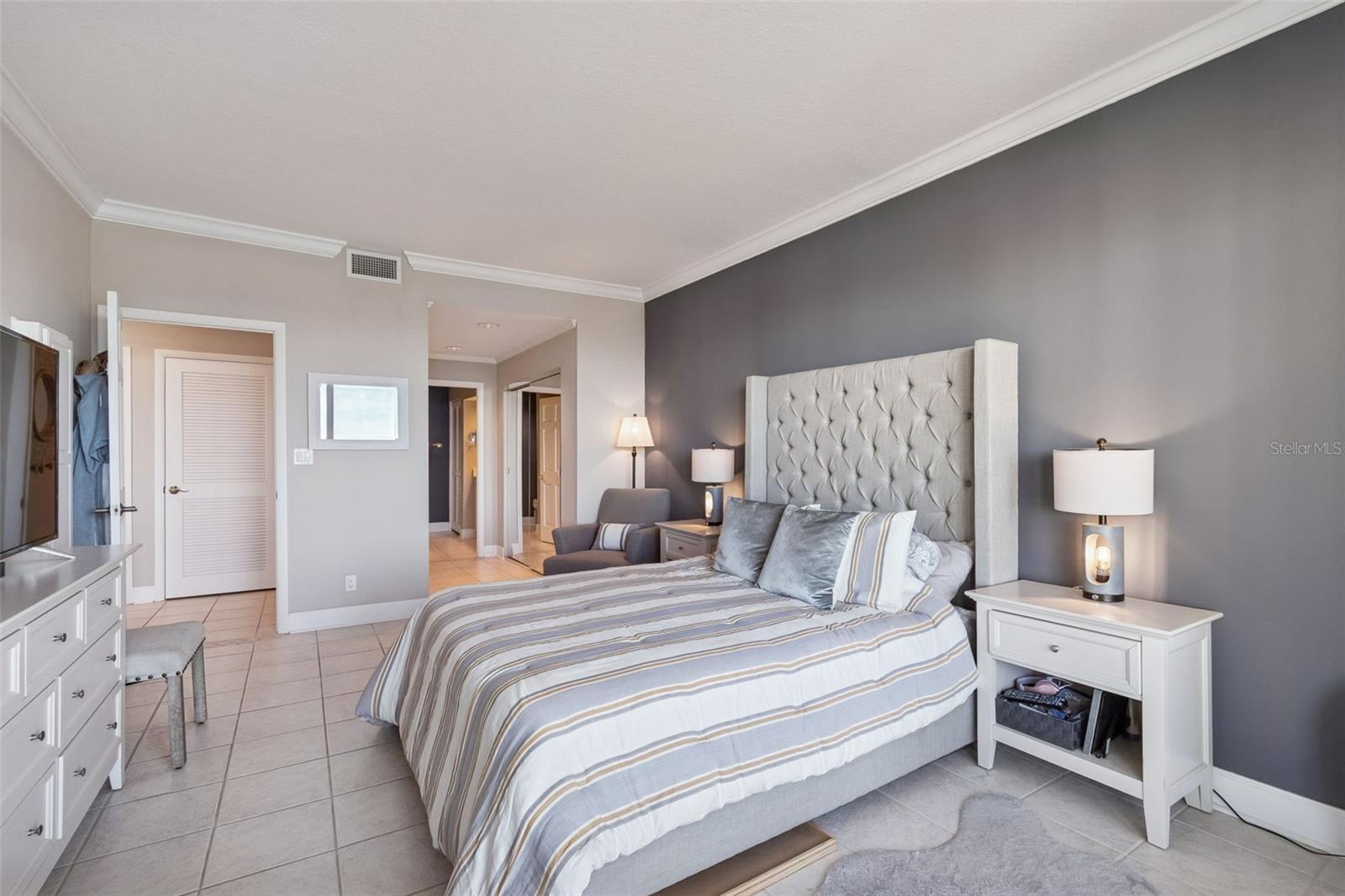 Image 26 of 43 For 4 Belleview Boulevard 701