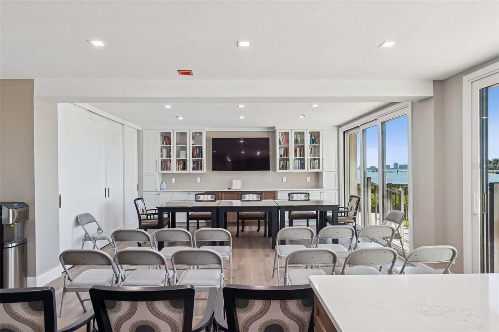 Image 32 of 43 For 4 Belleview Boulevard 701