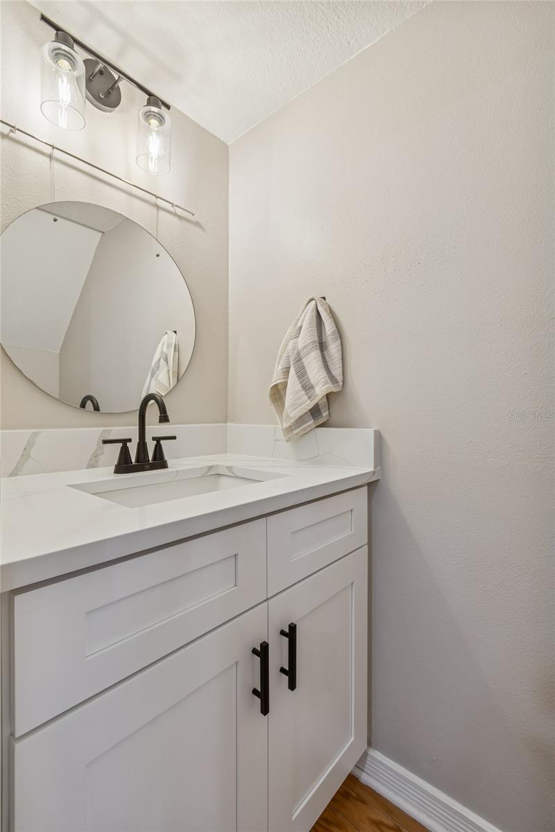 Listing photo id 11 for 12568 Castle Hill Drive