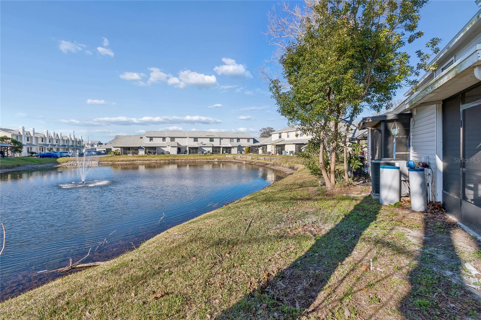 Listing photo id 52 for 12568 Castle Hill Drive