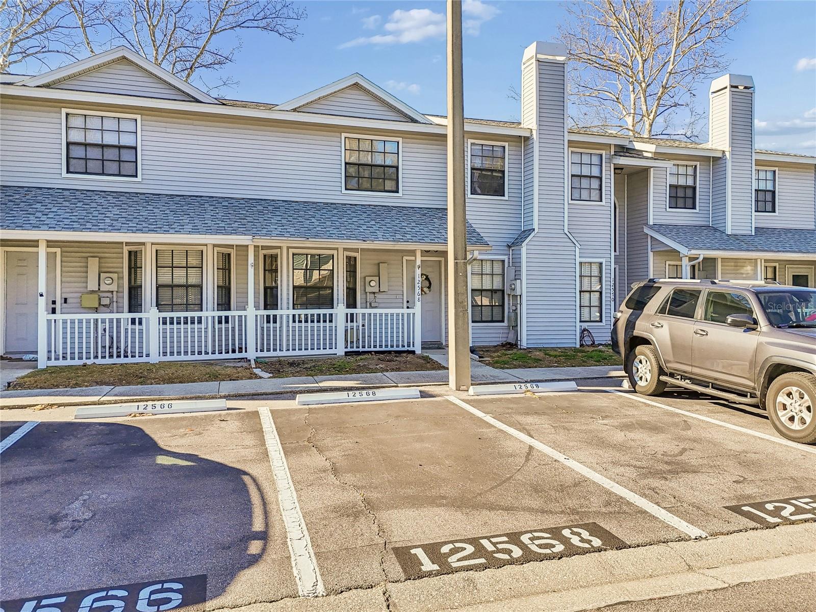 Listing photo id 53 for 12568 Castle Hill Drive