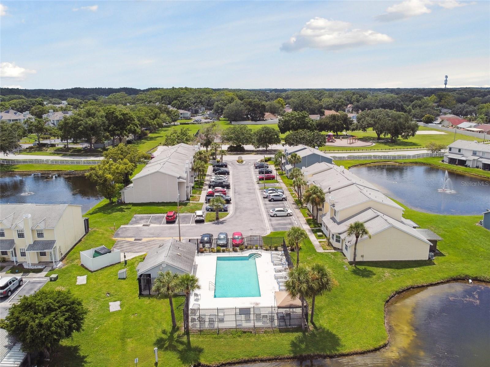 Listing photo id 61 for 12568 Castle Hill Drive