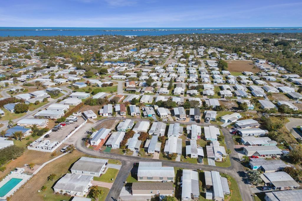 Image 24 of 36 For 315 Cardinal Ne #l15