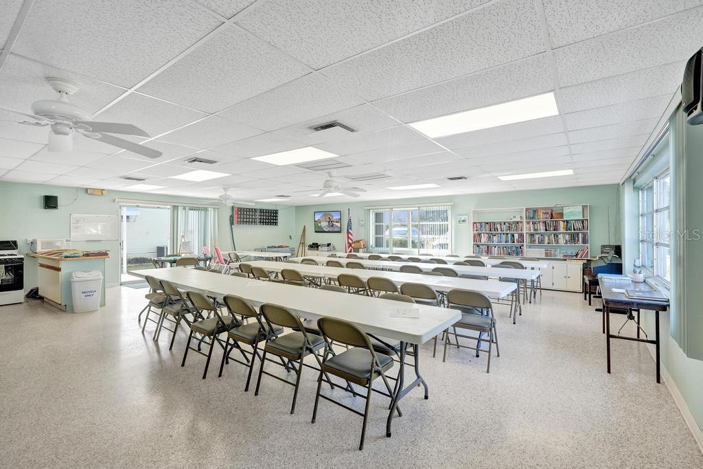 Image 27 of 36 For 315 Cardinal Ne #l15