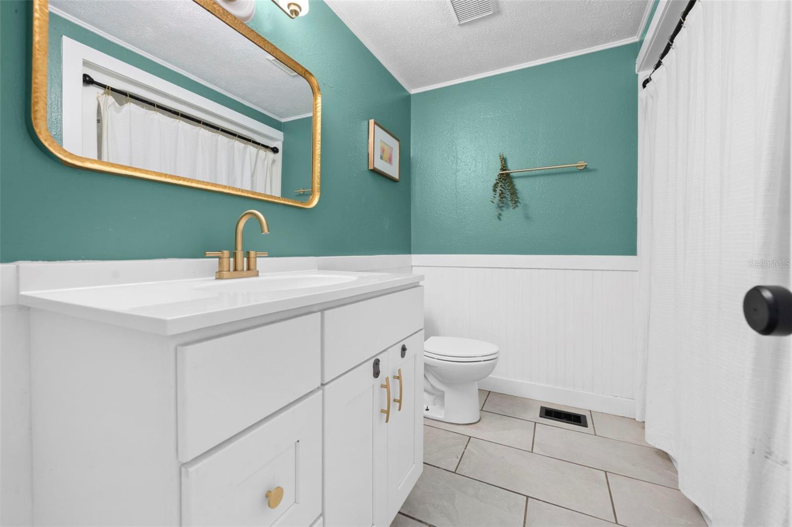 Listing photo id 28 for 14352 Ponce De Leon Boulevard