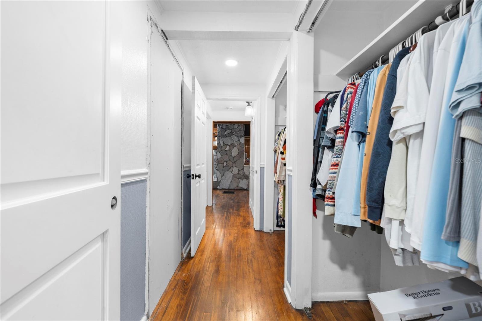 Listing photo id 35 for 14352 Ponce De Leon Boulevard