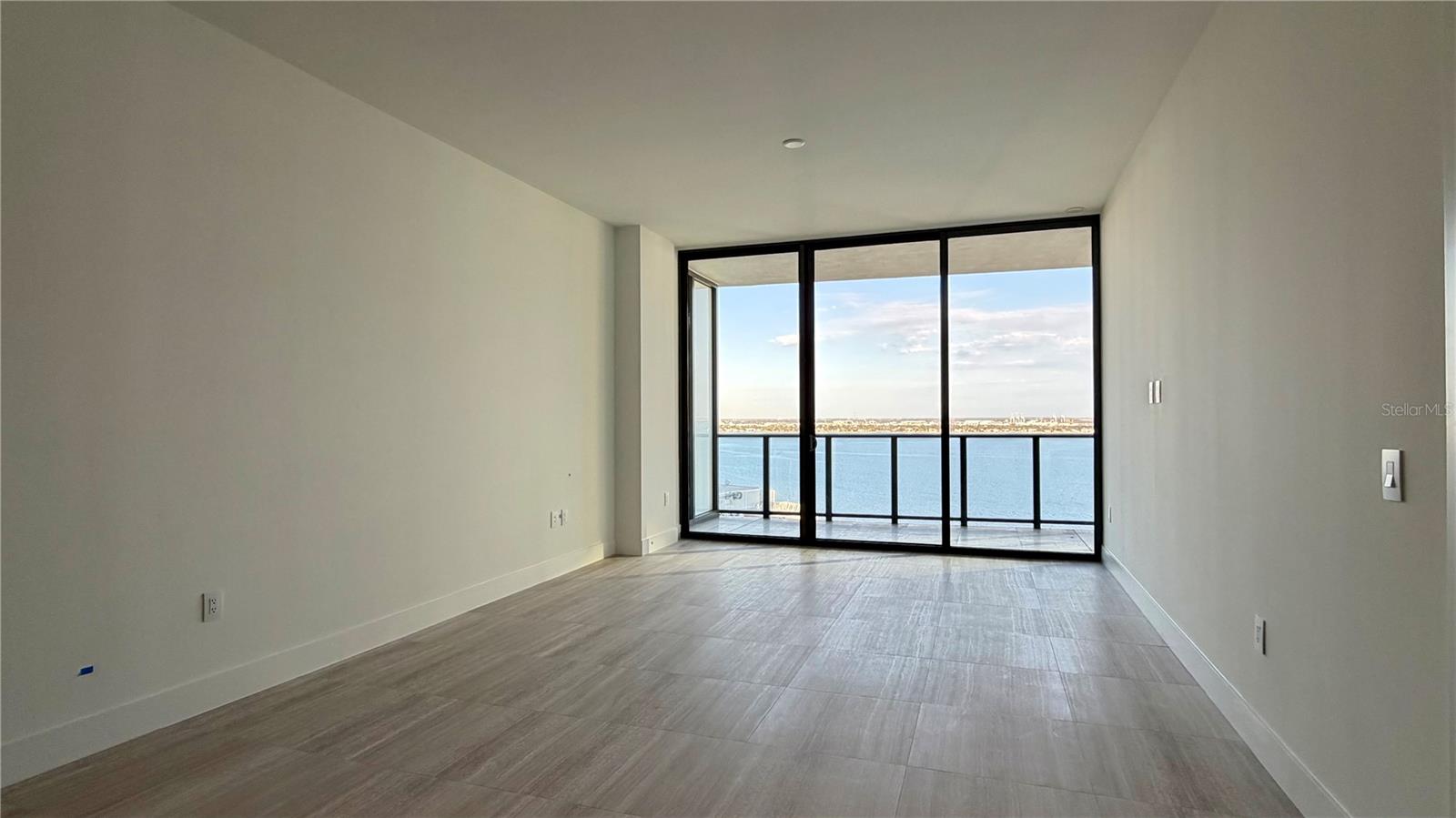 Image 4 of 9 For 3015 Ysabella Avenue 2003