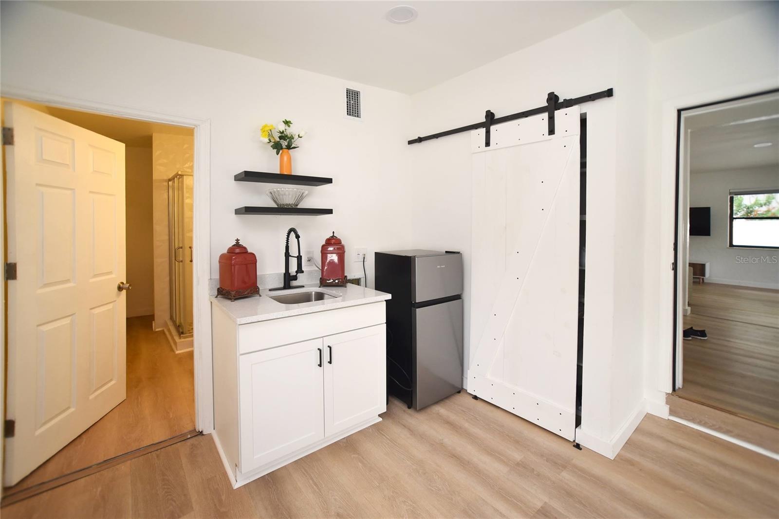 Image 22 of 47 For 8042 36th Avenue N