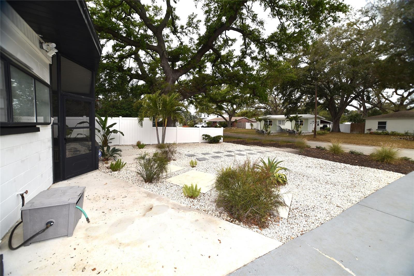 Image 24 of 47 For 8042 36th Avenue N