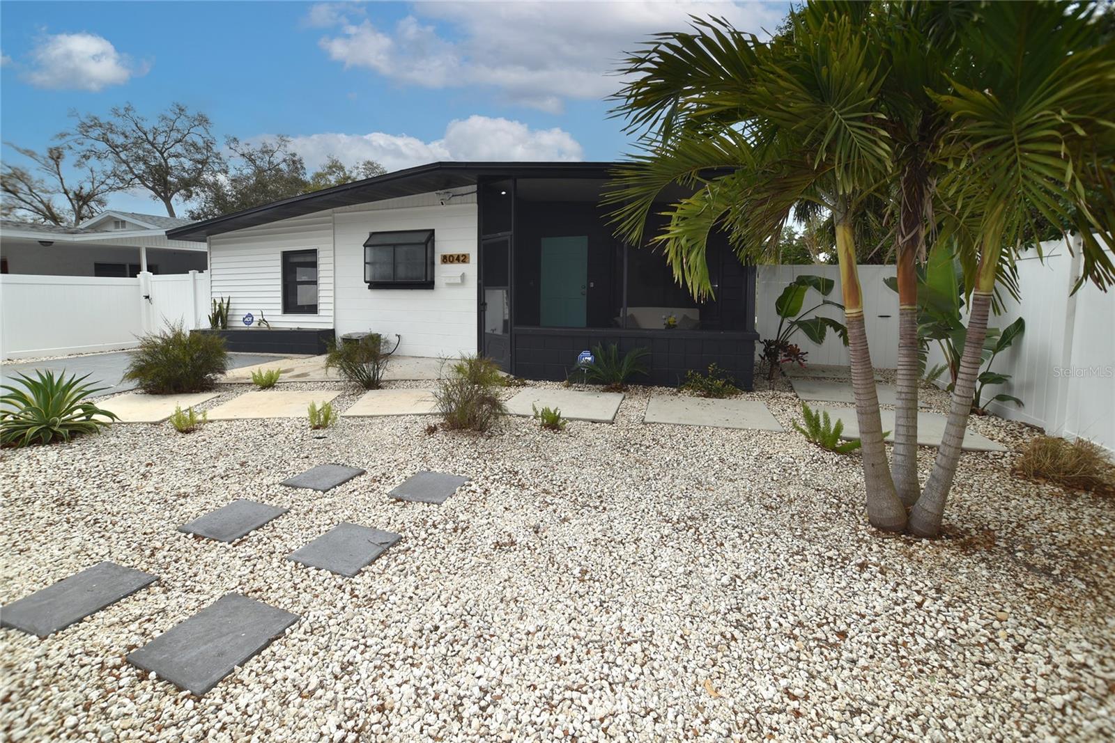 Image 3 of 47 For 8042 36th Avenue N