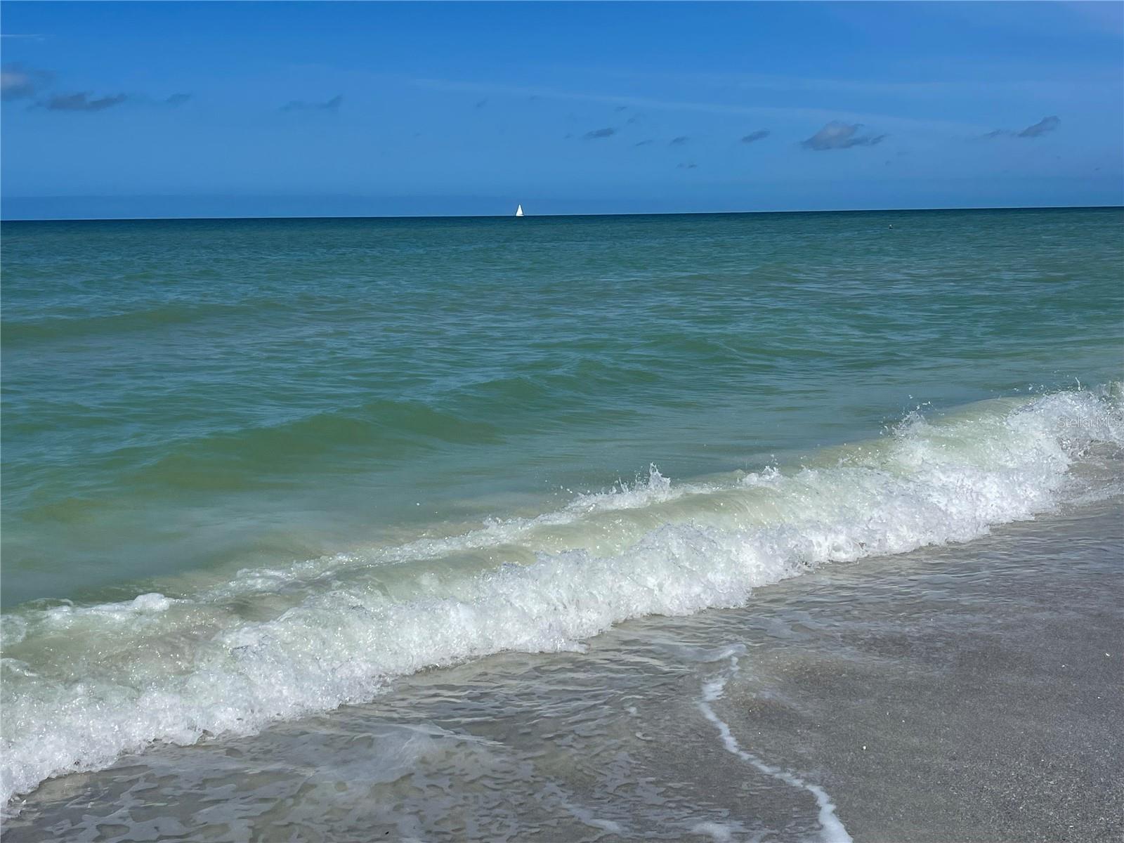 Image 40 of 47 For 8042 36th Avenue N