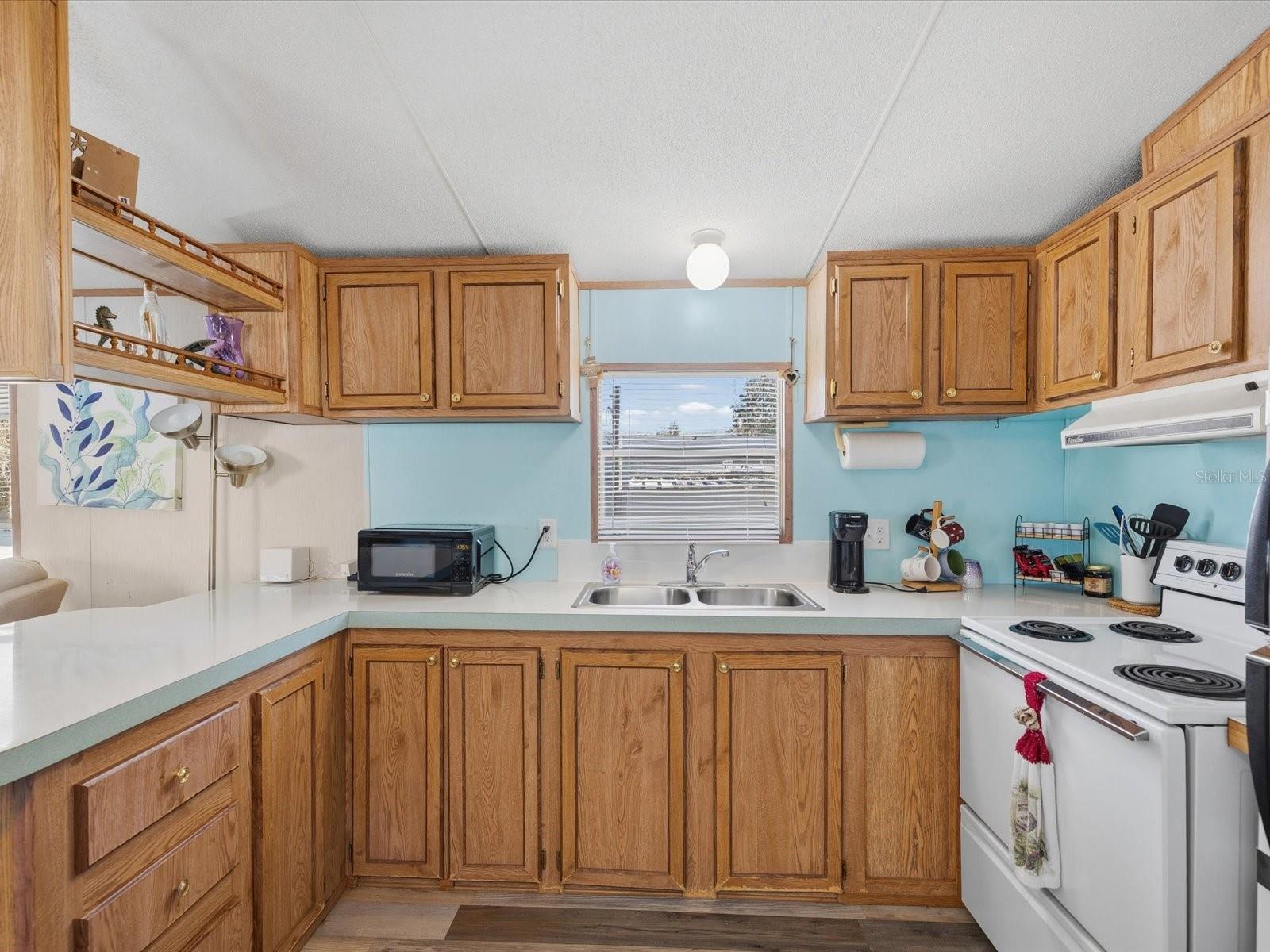 Image 10 of 75 For 6419 Richard Drive