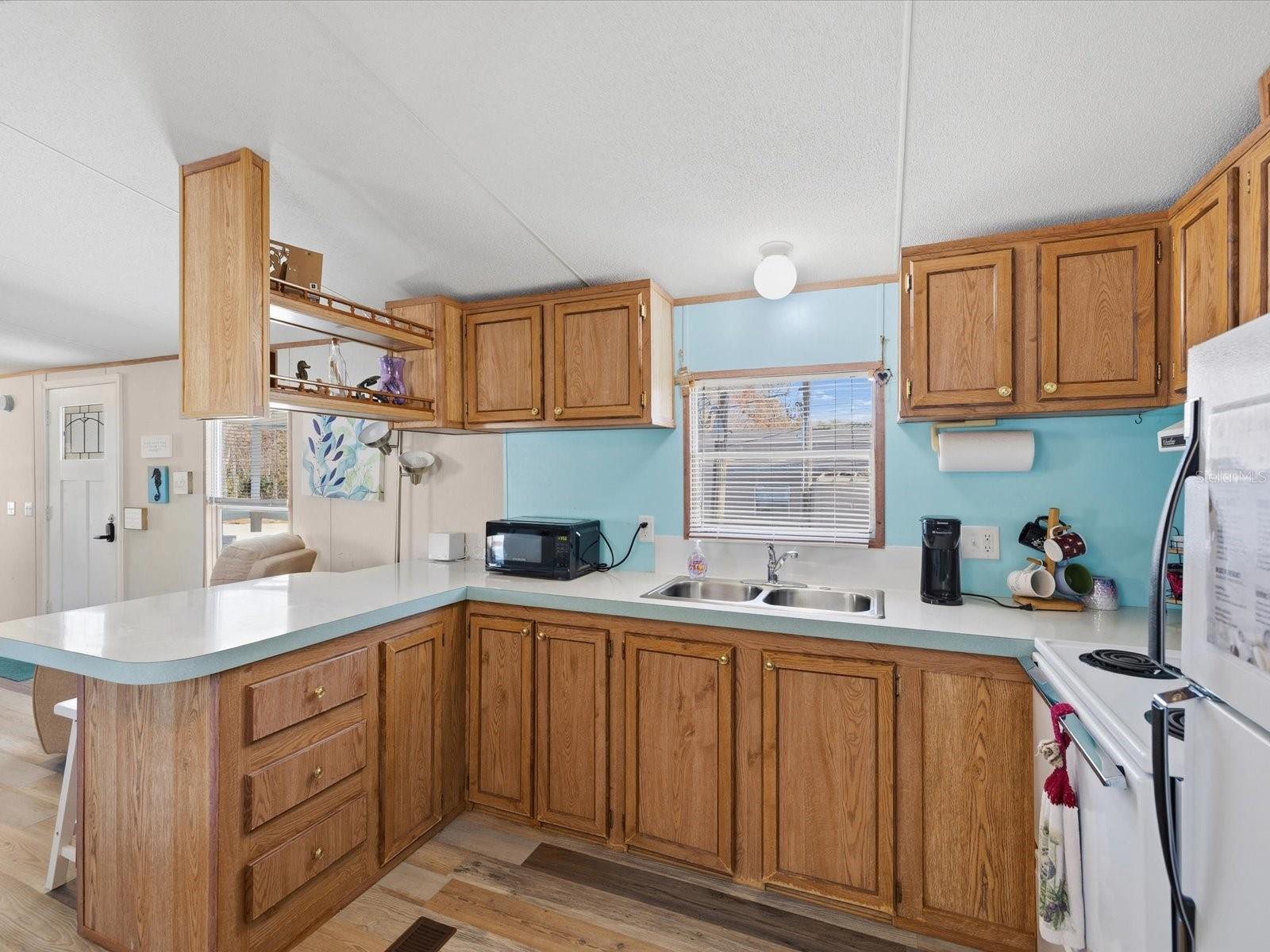 Image 12 of 75 For 6419 Richard Drive