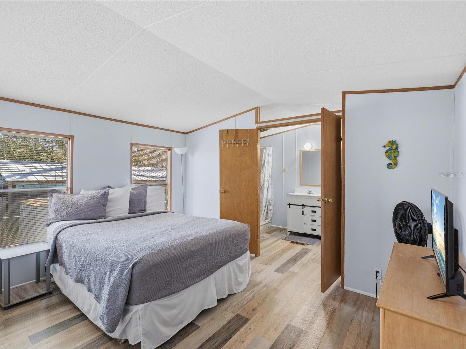 Image 16 of 75 For 6419 Richard Drive