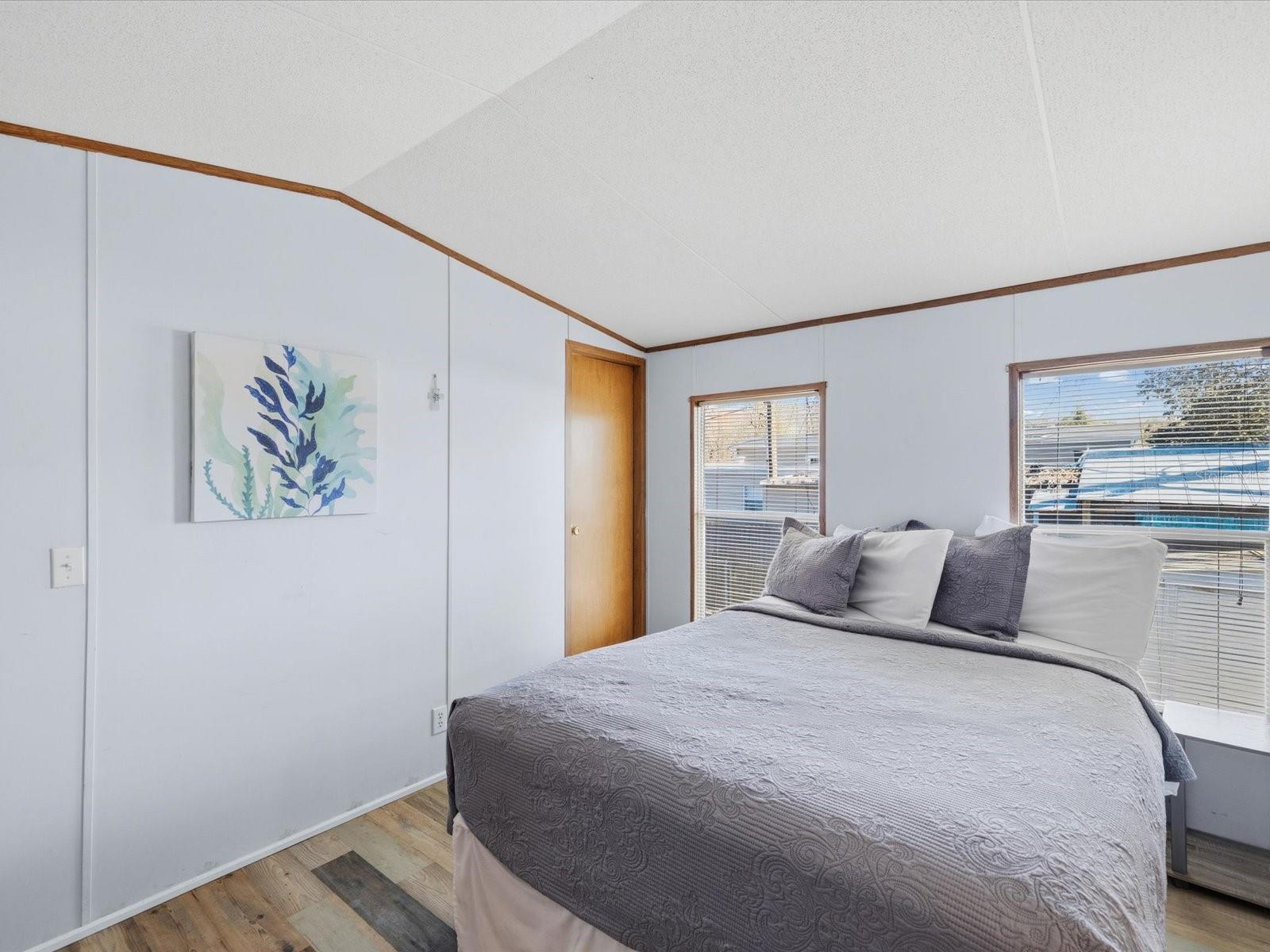 Image 17 of 75 For 6419 Richard Drive