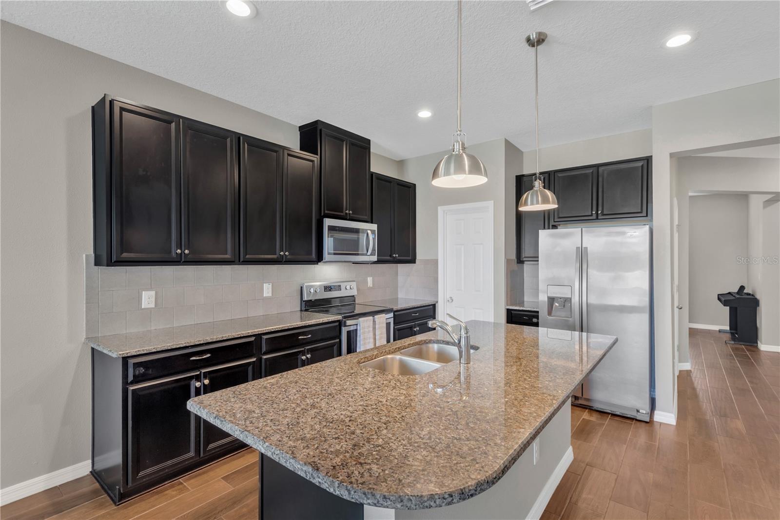 Image 4 of 20 For 11908 Greenchop Place