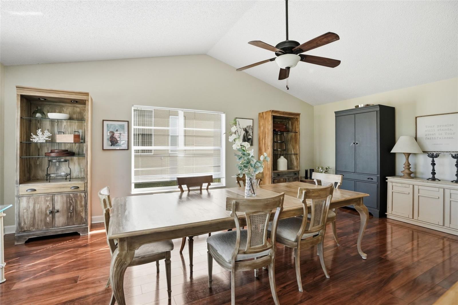 Image 20 of 48 For 2362 Morning Glory Trail