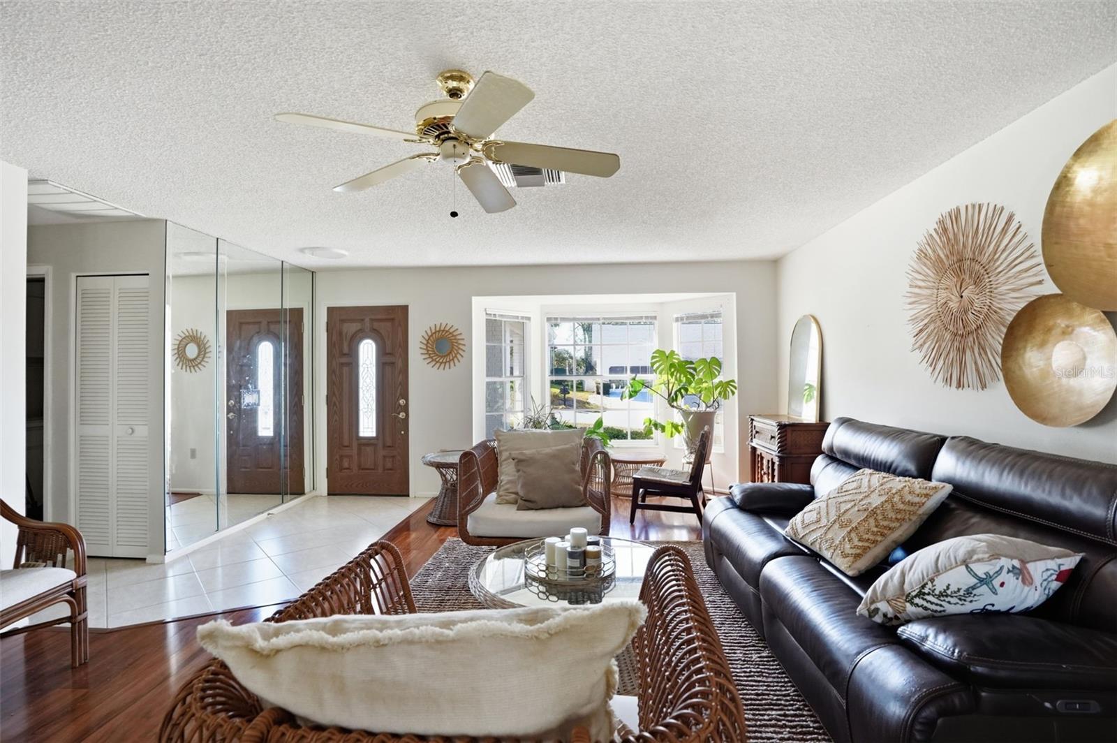 Image 3 of 48 For 2362 Morning Glory Trail