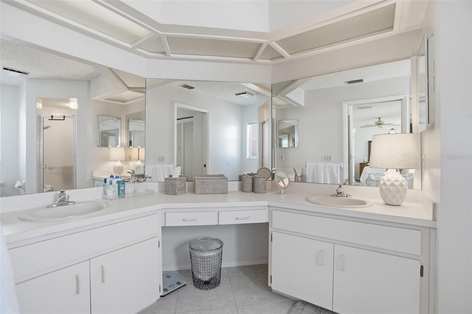 Image 6 of 48 For 2362 Morning Glory Trail